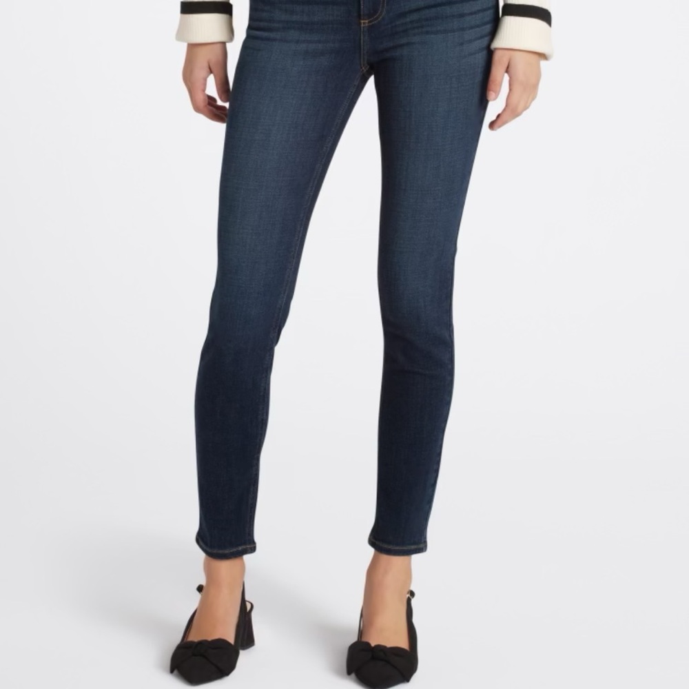 Aranza lightly distressed skinny jeans